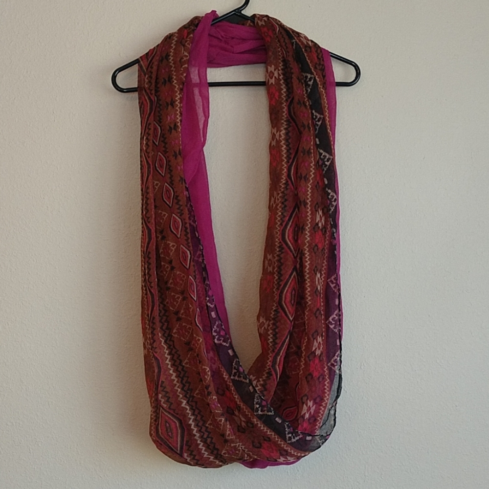 Aztec Print Infinity Scarf Set